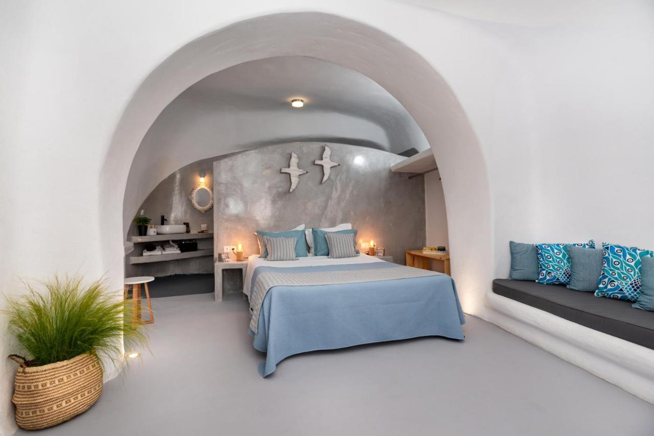 1812 Caves 'n Mansion Villa Karterados (Santorini)